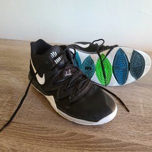 Boys Nike Kyrie 5